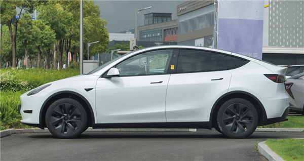 “换电版Model Y”只卖15万？蔚来整了个狠活啊