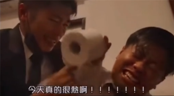 车企们再怎么改进全景天幕 该晒还是晒！