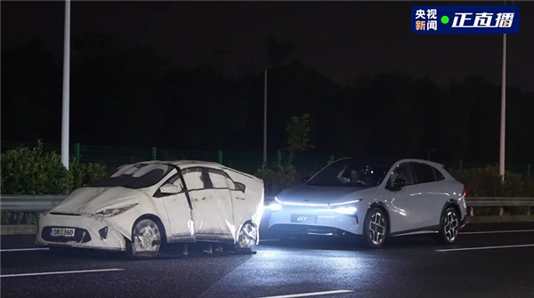 雷军钦点推荐的纯电SUV 全新小鹏G7上市:20.58万起