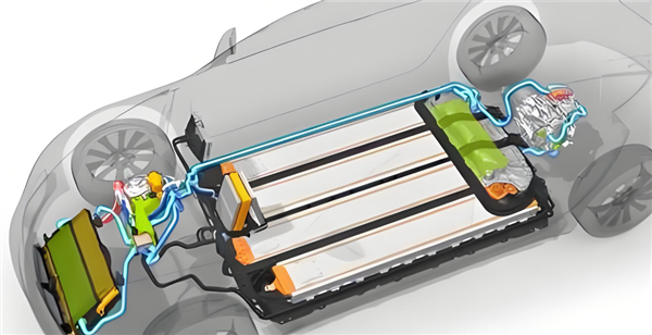 逼理想主动召回一万台MEGA 为什么是小小的冷却液