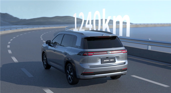 一升油发3.73度电 广汽埃安首款增程i60上市：10.48万起开卷