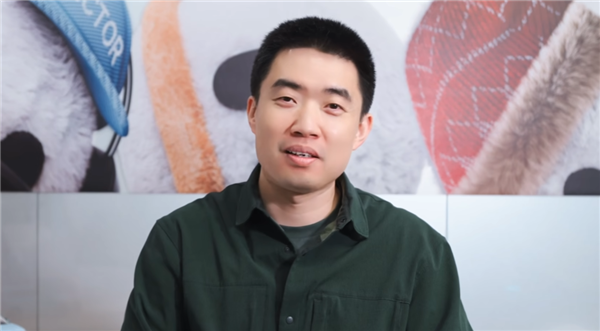 李想：未来10年最有价值的机器人是汽车