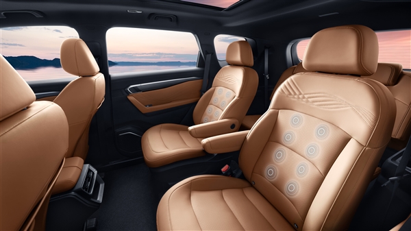 真便宜大碗 新款吉利豪越L上市：不到9万买中型SUV