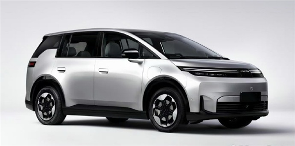 车圈最强流量密码!现在只有俩字:换壳