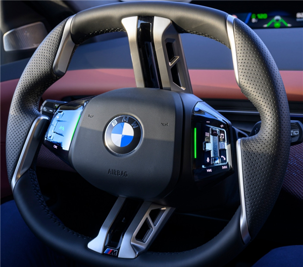 去欧洲试了宝马iX3 真给我开爽了!