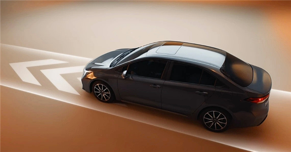 12.98万起 广汽丰田雷凌L上市：轴距加长、新增2.0L动力