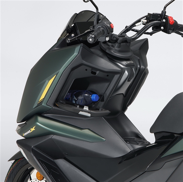 11800元 升仕150X龙骨踏板摩托掀桌 网友：炸了都夸它响