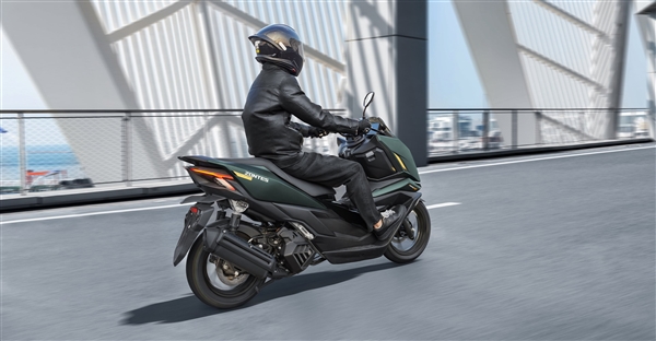 11800元 升仕150X龙骨踏板摩托掀桌 网友：炸了都夸它响